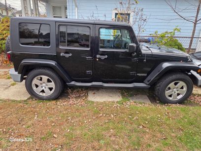 Used 2007 Jeep Wrangler Unlimited Sahara w/ Dual Top Group