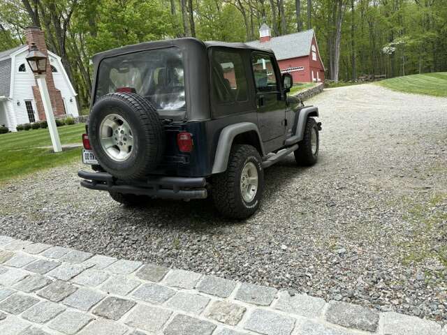 Used 2003 Jeep Wrangler Sport AWD/4WD image 2