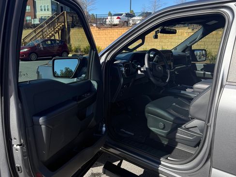 Used 2024 Ford F150 STX image 9