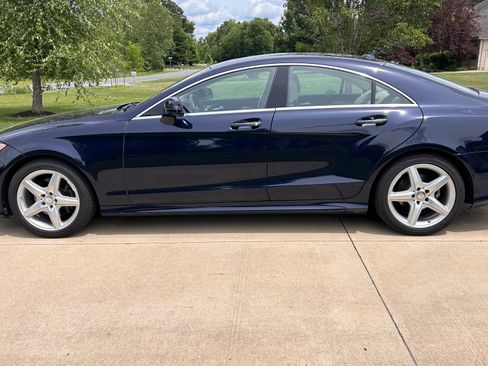 Used 2015 Mercedes-Benz CLS 400 4MATIC image 5