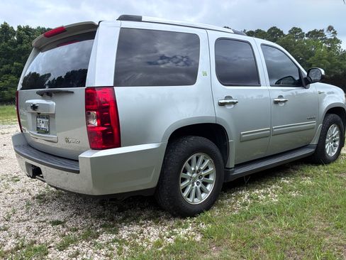 Used 2011 Chevrolet Tahoe 4WD Hybrid image 5