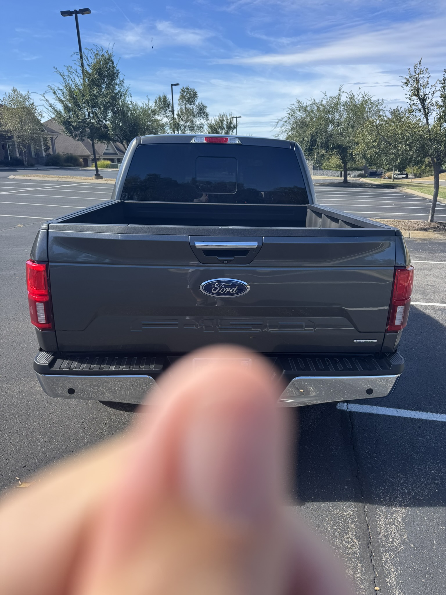 Used 2018 Ford F150 Lariat w/ Equipment Group 502A Luxury AWD/4WD image 6