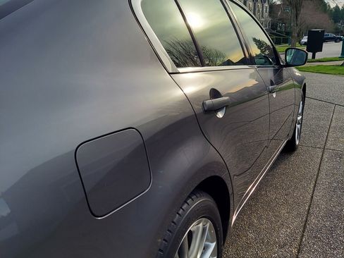 Used 2012 INFINITI G37 x Sedan w/ Premium Pkg image 10