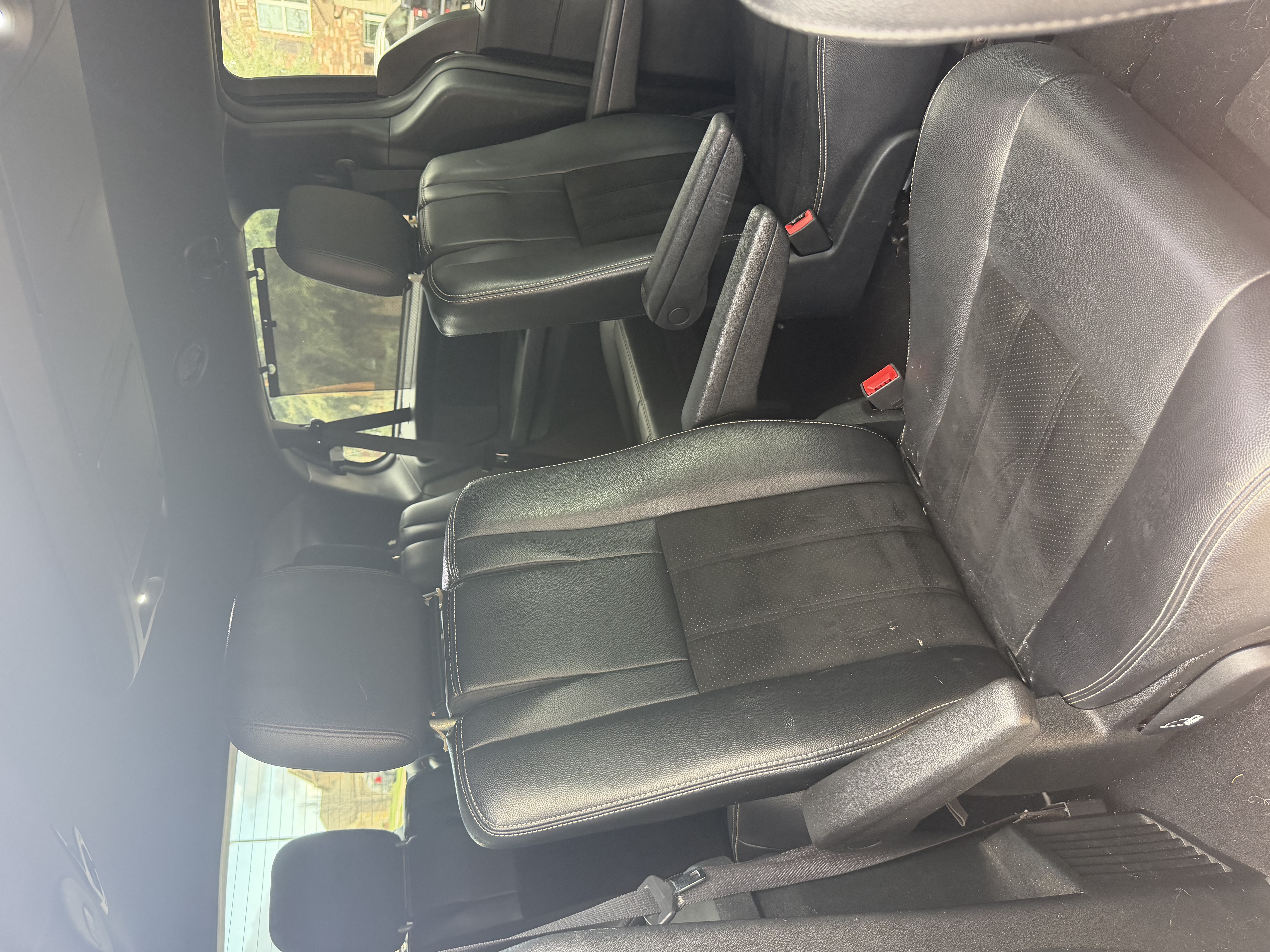 Used 2014 Dodge Grand Caravan SXT FWD image 15