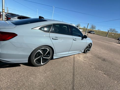 Used 2022 Honda Accord Sport image 9