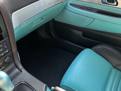 Used 2002 Ford Thunderbird image 6