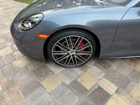 Used 2025 Porsche 718 Cayman S image 2