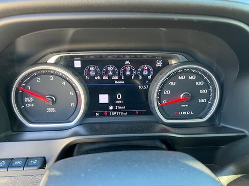 Used 2020 Chevrolet Silverado 1500 LTZ w/ LTZ Premium Package image 4