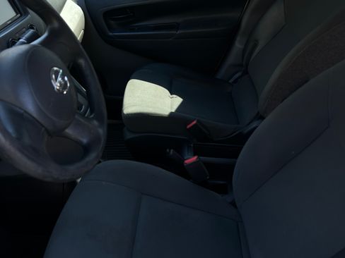 Used 2015 Nissan NV200 S w/ Back Door Glass Package image 9