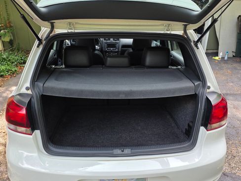 Used 2014 Volkswagen GTI Driver's Edition image 6