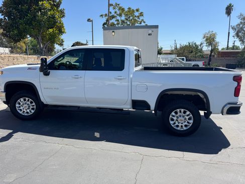 Used 2024 Chevrolet Silverado 2500 LT w/ All Star Edition AWD/4WD image 1