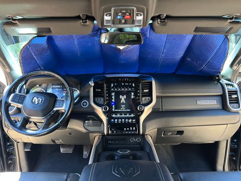 Used 2019 RAM 3500 Laramie image 16