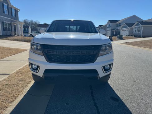 Used 2020 Chevrolet Colorado LT w/ Colorado RST Special Edition image 2