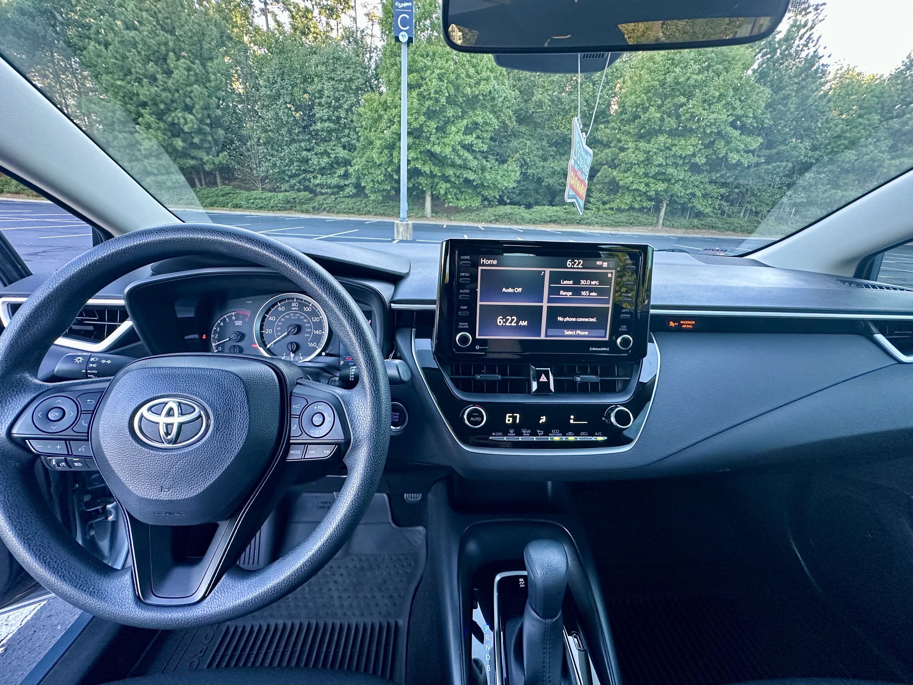 Used 2022 Toyota Corolla LE w/ LE Convenience Package FWD image 9