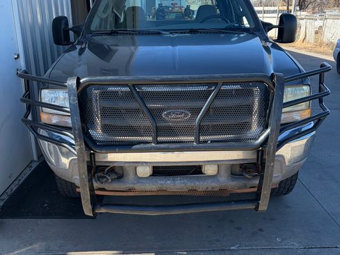 Used 2003 Ford F350 XL image 2