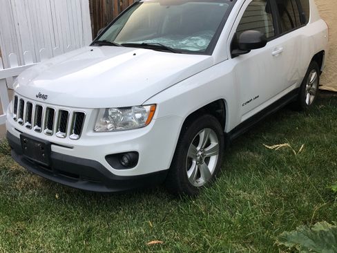Used 2012 Jeep Compass Latitude w/ Premium Sound Group image 11
