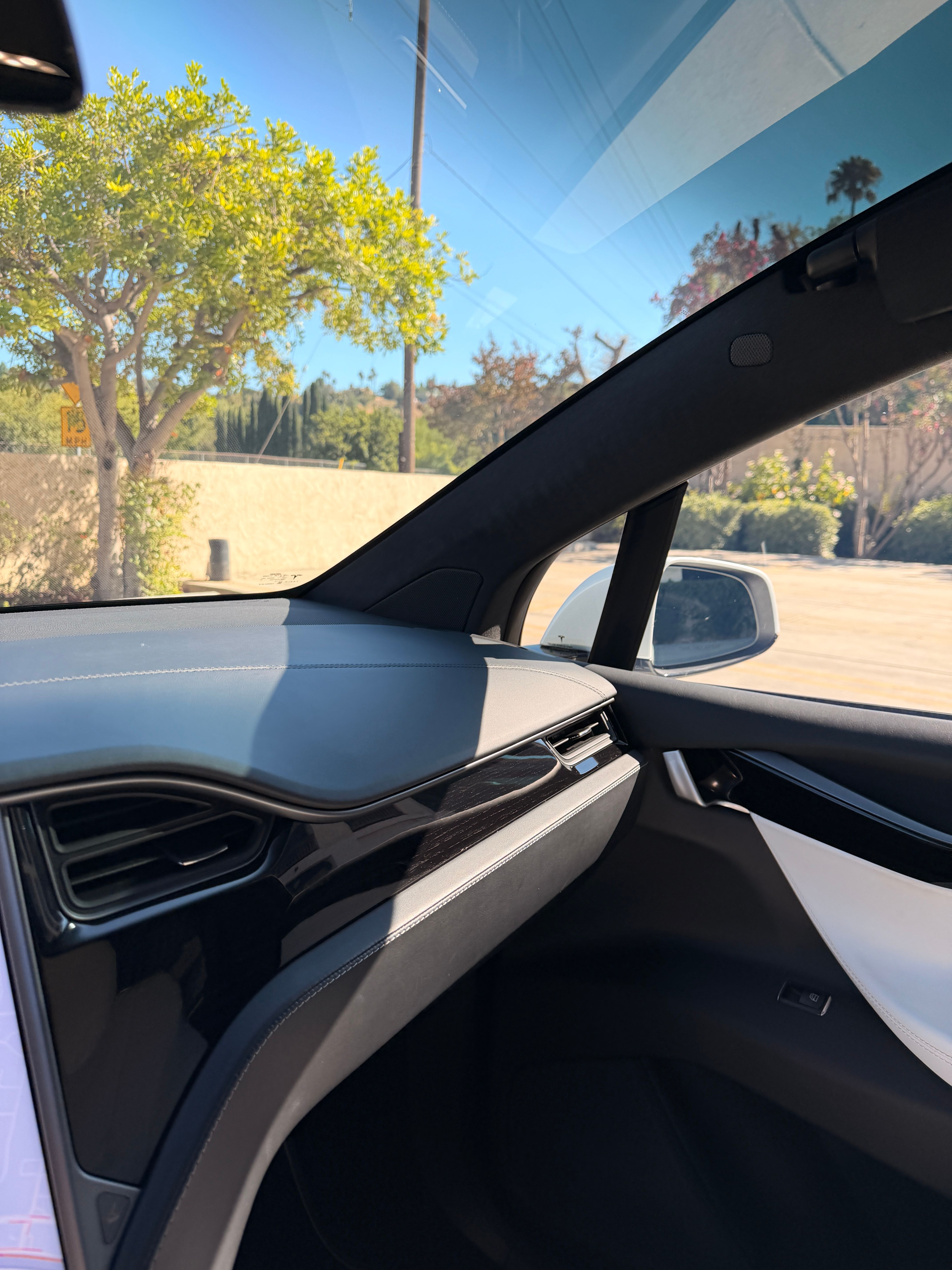 Used 2020 Tesla Model X Performance AWD/4WD image 6