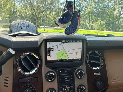 Used 2015 Ford F250 Lariat w/ Chrome Package AWD/4WD image 13
