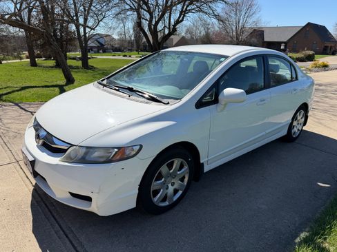 Used 2010 Honda Civic LX image 6