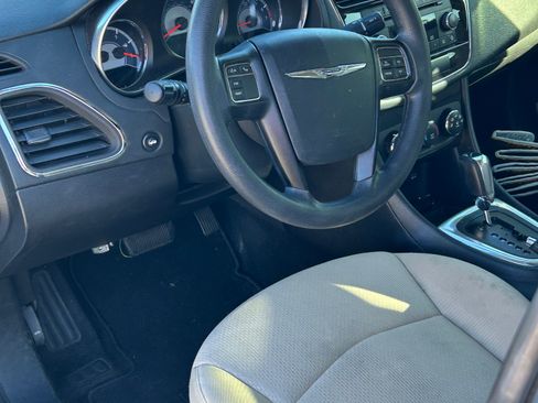 Used 2013 Chrysler 200 LX image 6