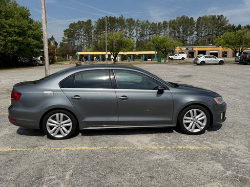 Used 2013 Volkswagen Jetta GLI image 5