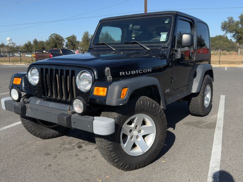 Used 2004 Jeep Wrangler Rubicon w/ Dual Top Group image 21