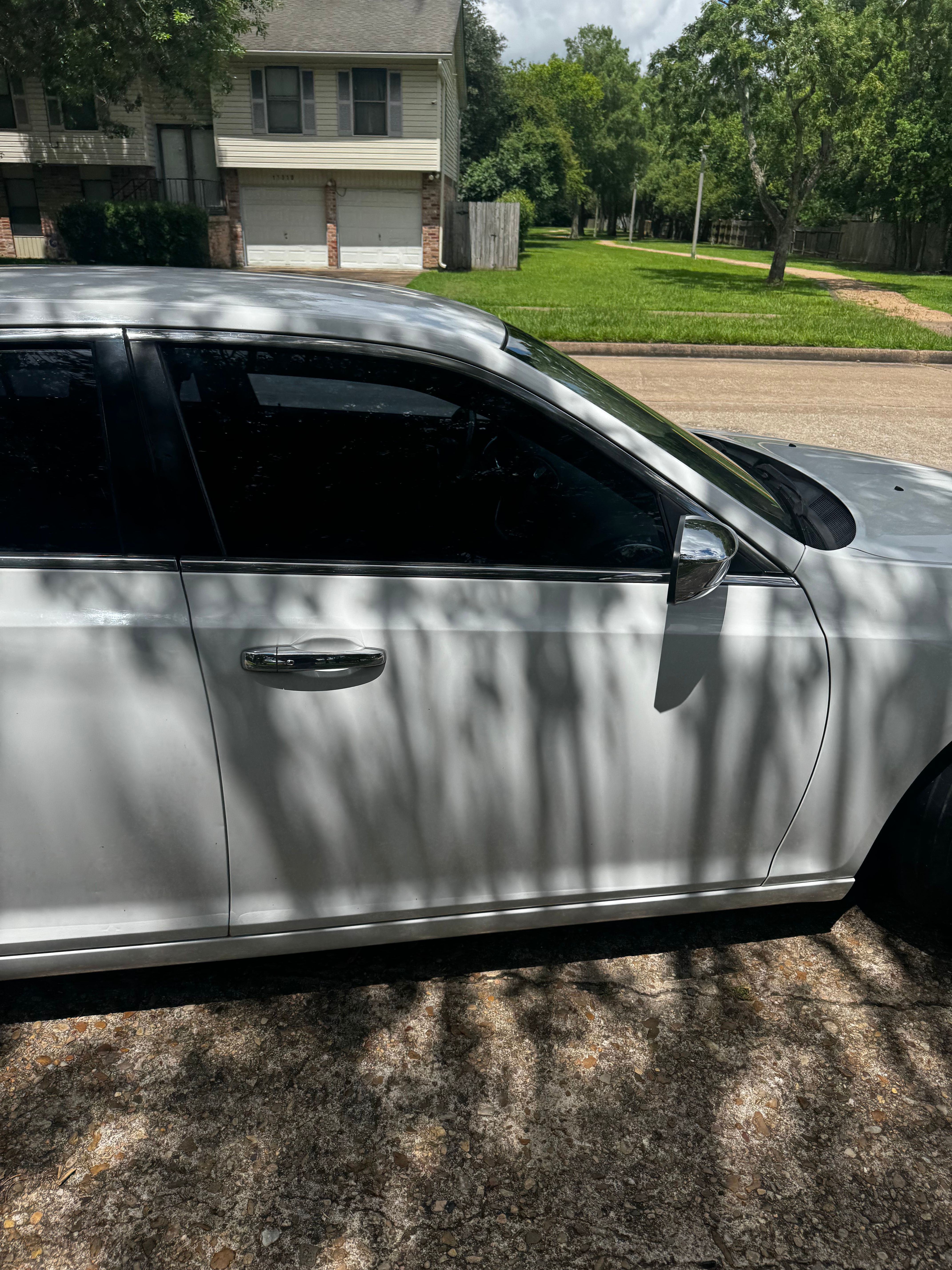 Used 2013 Chrysler 300 C RWD image 11