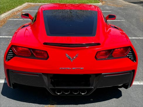 Used 2019 Chevrolet Corvette Stingray Coupe 2D w/ 2LT Preferred Equipment Group image 8