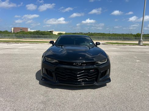 Used 2023 Chevrolet Camaro ZL1 RWD image 10