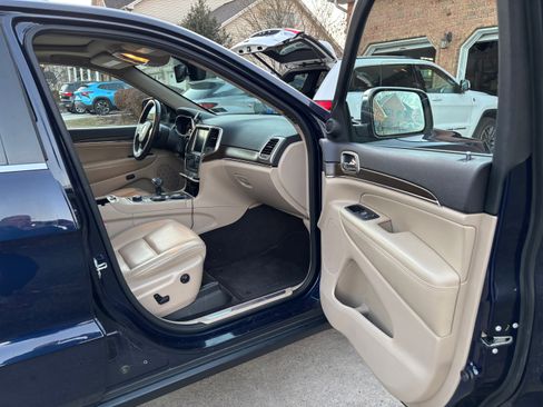 Used 2015 Jeep Grand Cherokee Limited image 6