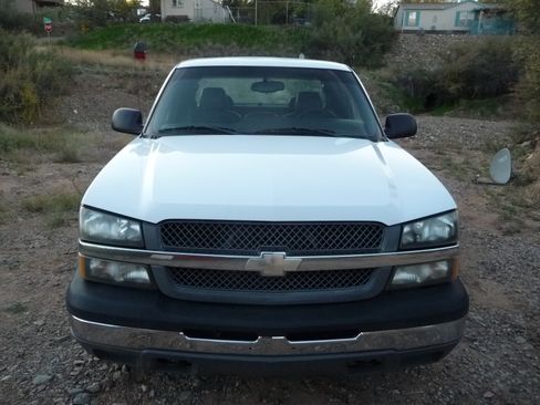 Used 2004 Chevrolet Silverado 1500 W/T RWD image 4