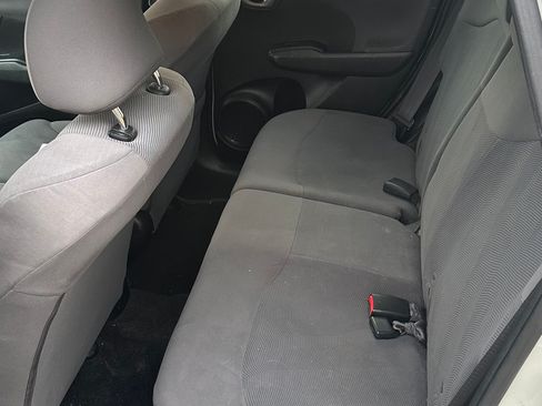 Used 2010 Honda Fit image 5