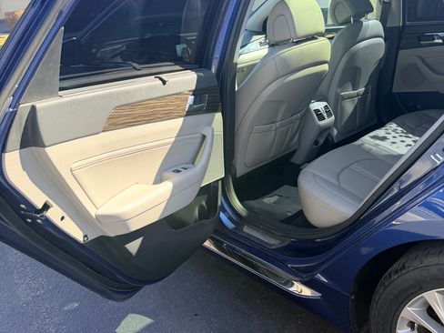 Used 2015 Hyundai Sonata Limited w/ Option Group 05 image 14