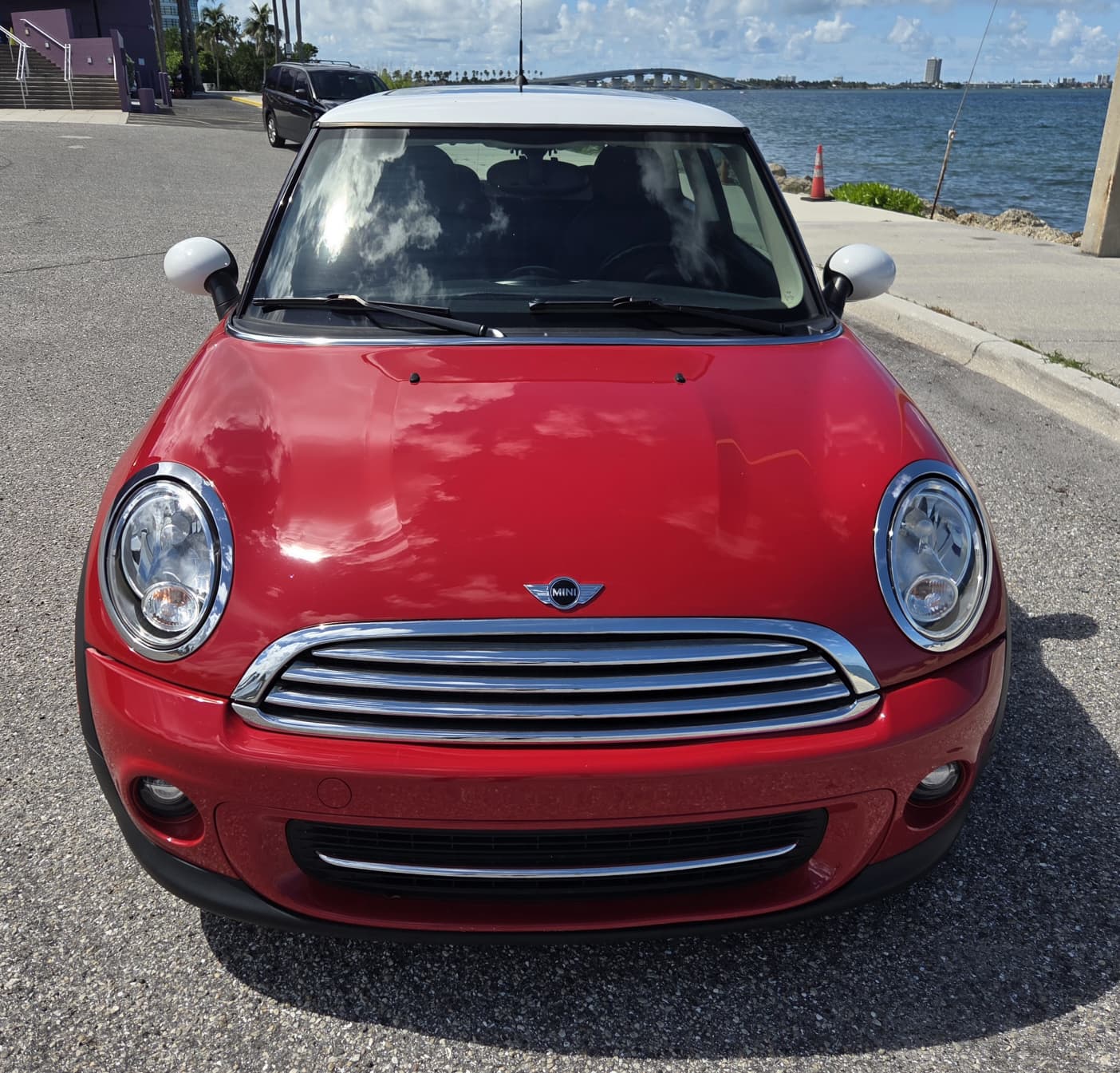 Used 2012 MINI Cooper Hardtop FWD image 2