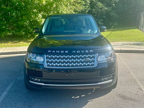 Used 2017 Land Rover Range Rover Supercharged AWD/4WD image 12