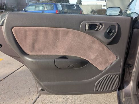 Used 1995 Subaru Legacy L image 18