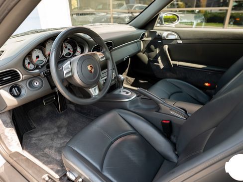 Used 2006 Porsche 911 Carrera S image 10