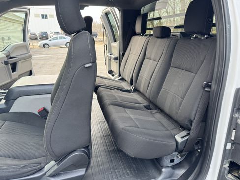 Used 2017 Ford F150 XL w/ Equipment Group 101A Mid image 12