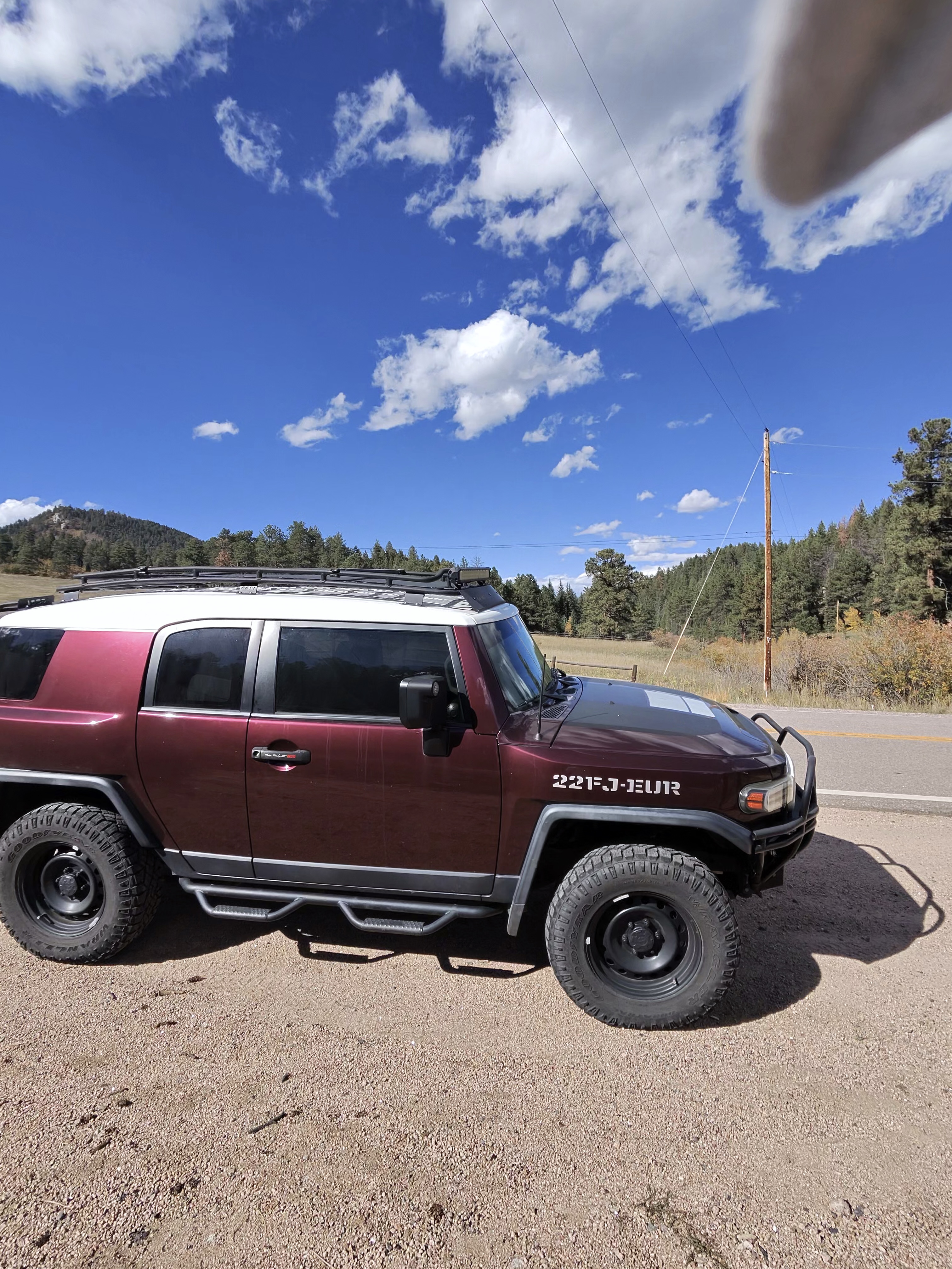Used 2007 Toyota FJ Cruiser 4WD w/ Convenience Pkg image 2