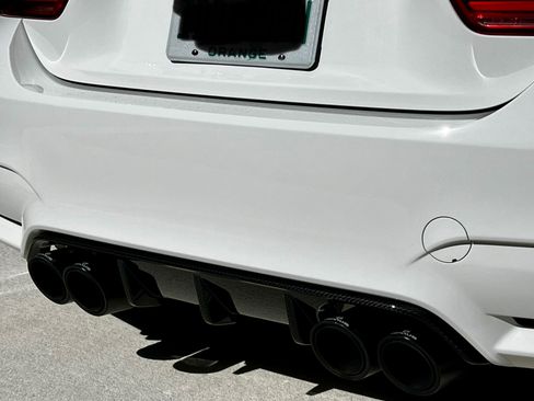 Used 2019 BMW M4 Coupe image 9