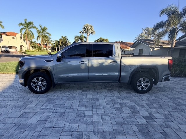 Used 2023 GMC Sierra 1500 SLE AWD/4WD image 2