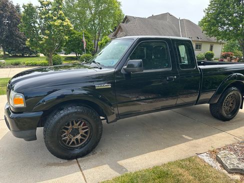 Used 2011 Ford Ranger Sport AWD/4WD image 2