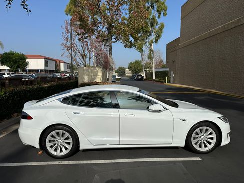 Used 2016 Tesla Model S 75 image 5