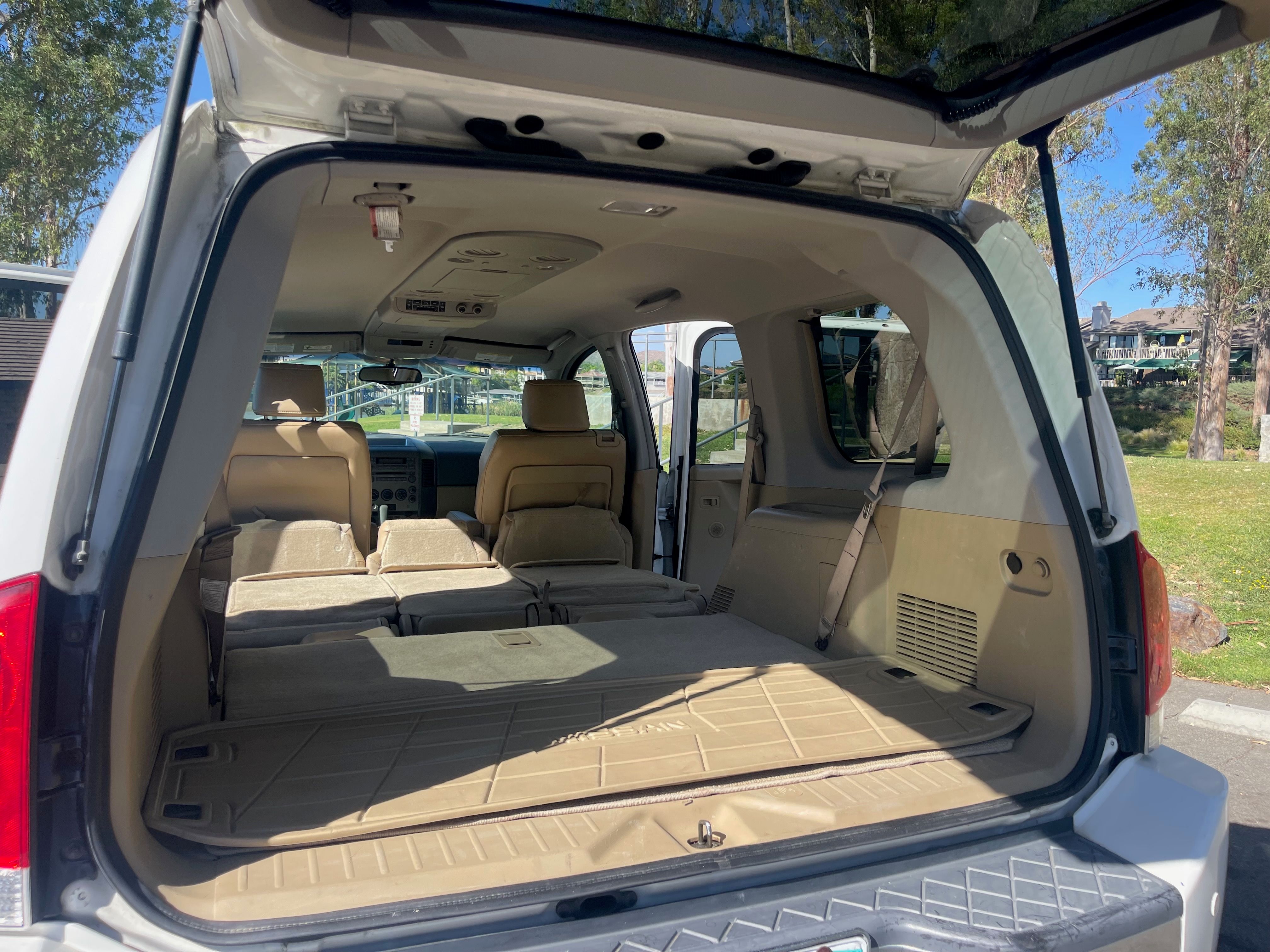 Used 2005 Nissan Armada SE Off-Road w/ (T01) Tow Pkg AWD/4WD image 8