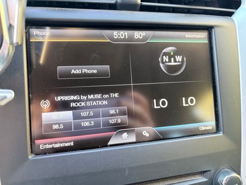 Used 2016 Ford Fusion SE image 10