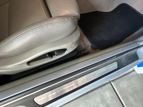 Used 2001 BMW 325Ci Coupe image 12