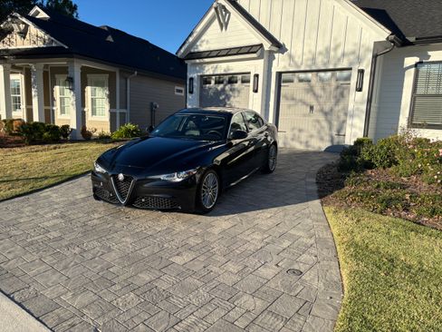 Used 2017 Alfa Romeo Giulia Ti w/ TI Lusso Light Wood Package image 1