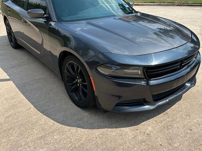 Used 2016 Dodge Charger SE