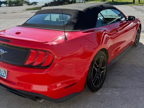 Used 2020 Ford Mustang Premium RWD image 4