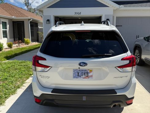 Used 2022 Subaru Forester Premium image 4